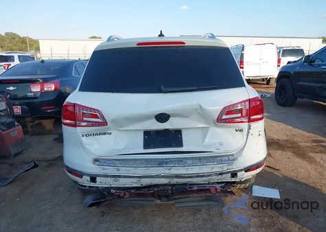 2015 Volkswagen Touareg V6 Lux from USA, damaged, VIN WVGEF9BP0FD002900
